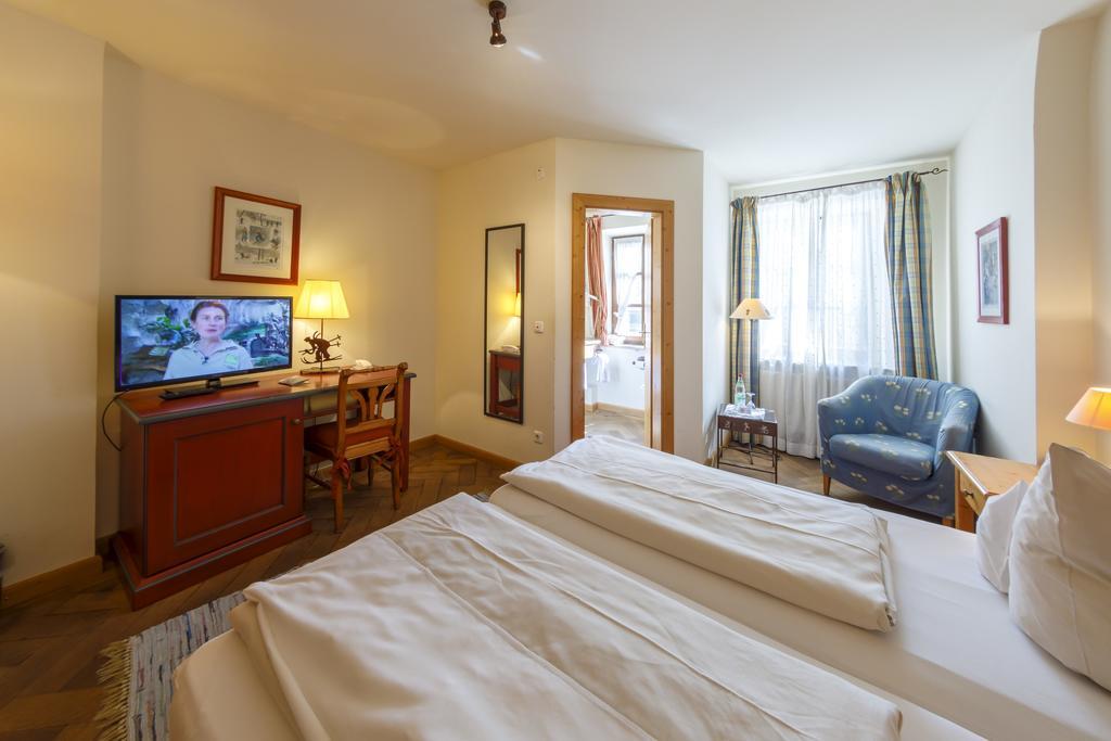 גרמיש-פרטנקירכן Hotel & Gasthof Fraundorfer מראה חיצוני תמונה