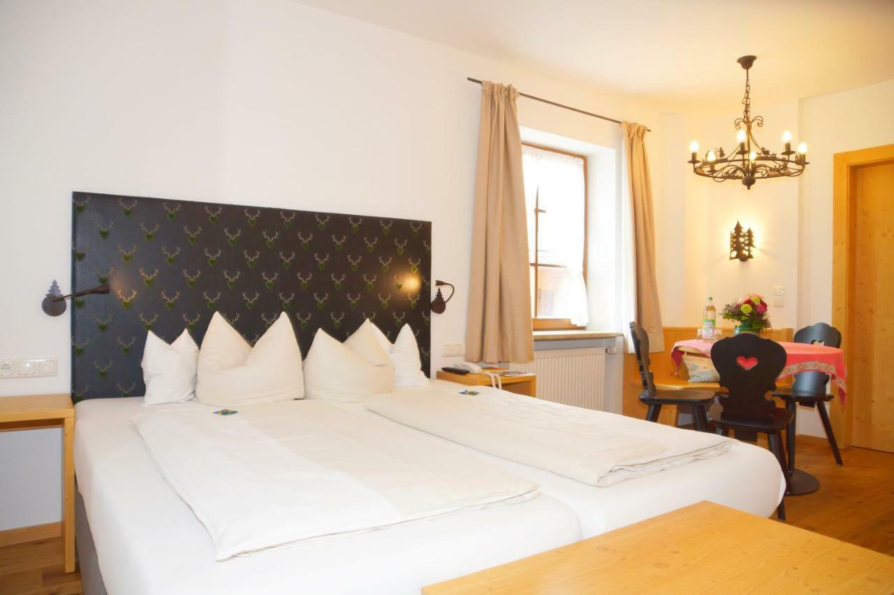 גרמיש-פרטנקירכן Hotel & Gasthof Fraundorfer מראה חיצוני תמונה